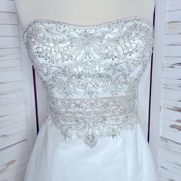 CASABLANCA l Fit and Flare Ivory Champagne Bridal Gown 1936 Style NWT Size 8* - Picture 6 of 12